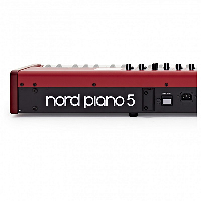 Сценическое цифровое пианино Clavia Nord Piano 5 73